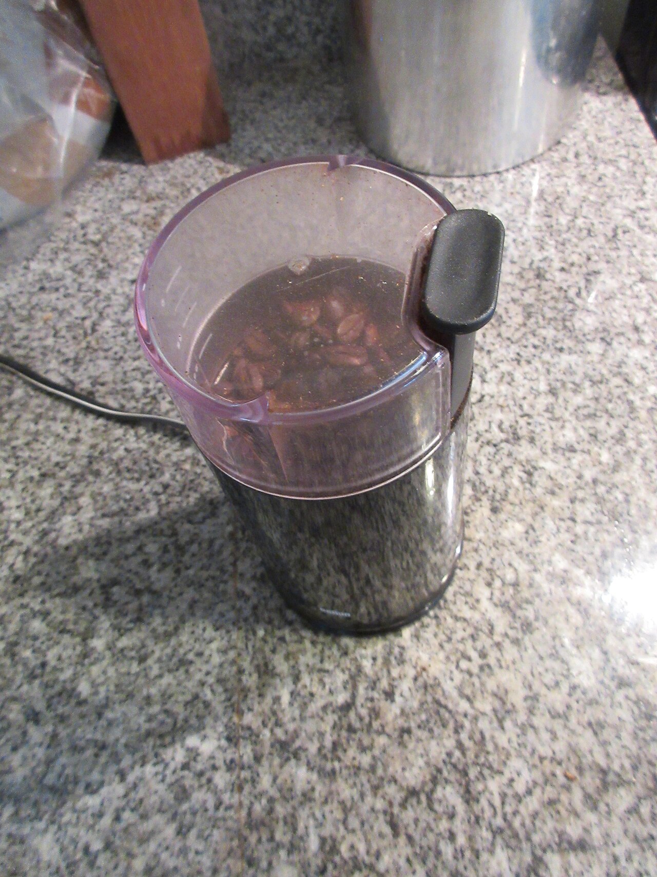 French Press Technique: The 4-Minute Rule and Why Most People Break It Without Knowing